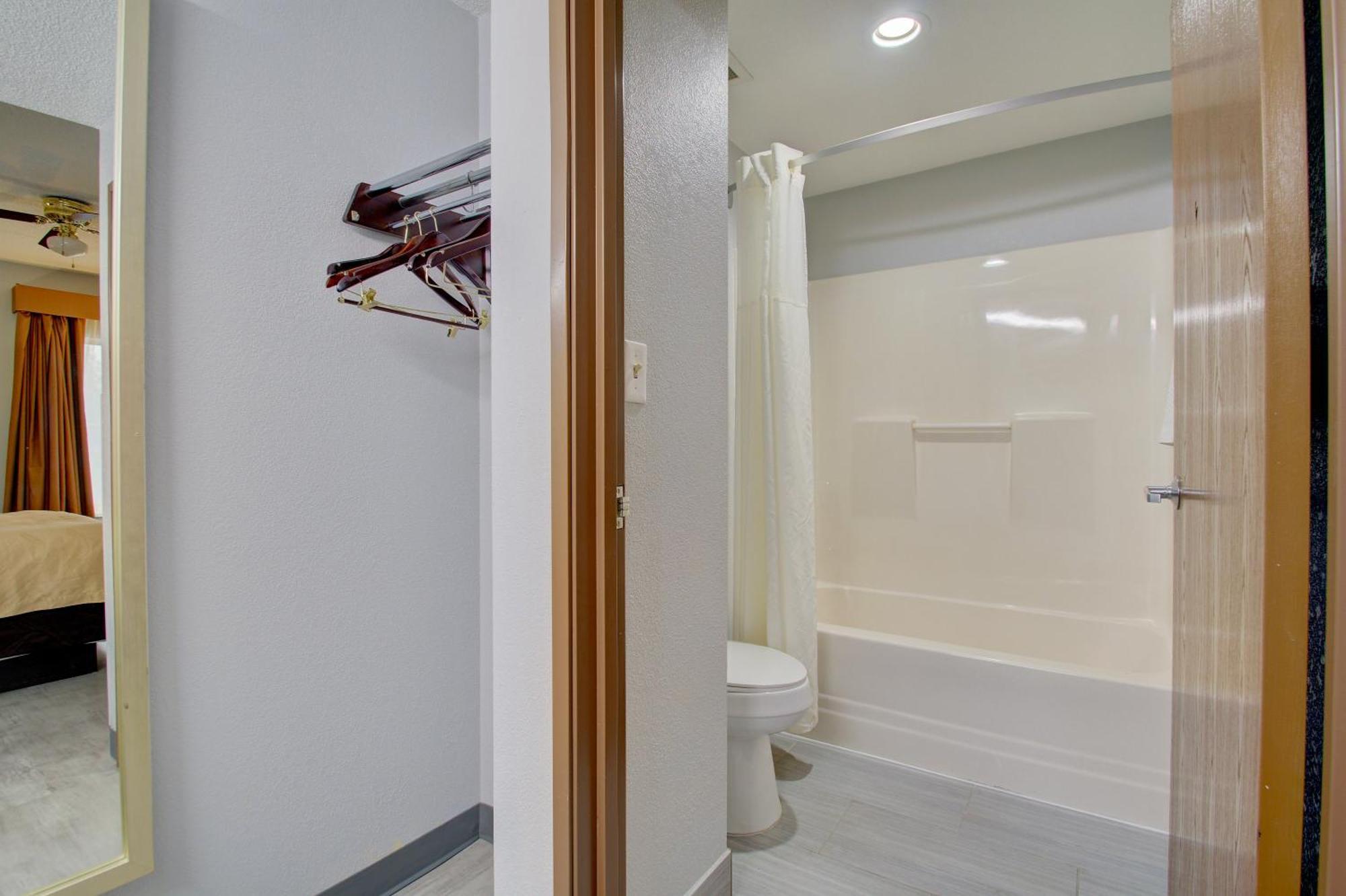 Quality Inn & Suites Cvg Airport Erlanger Buitenkant foto