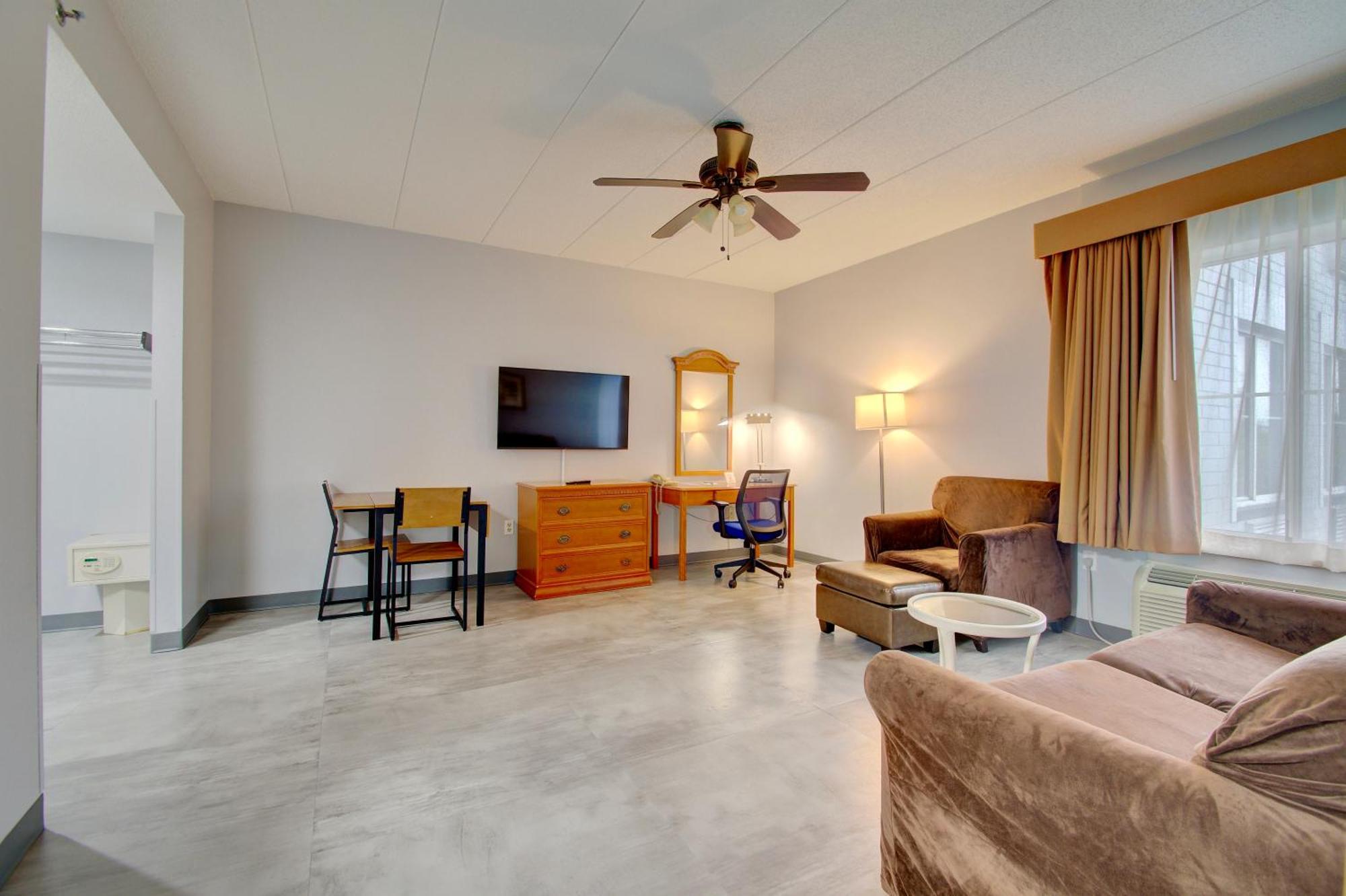 Quality Inn & Suites Cvg Airport Erlanger Buitenkant foto