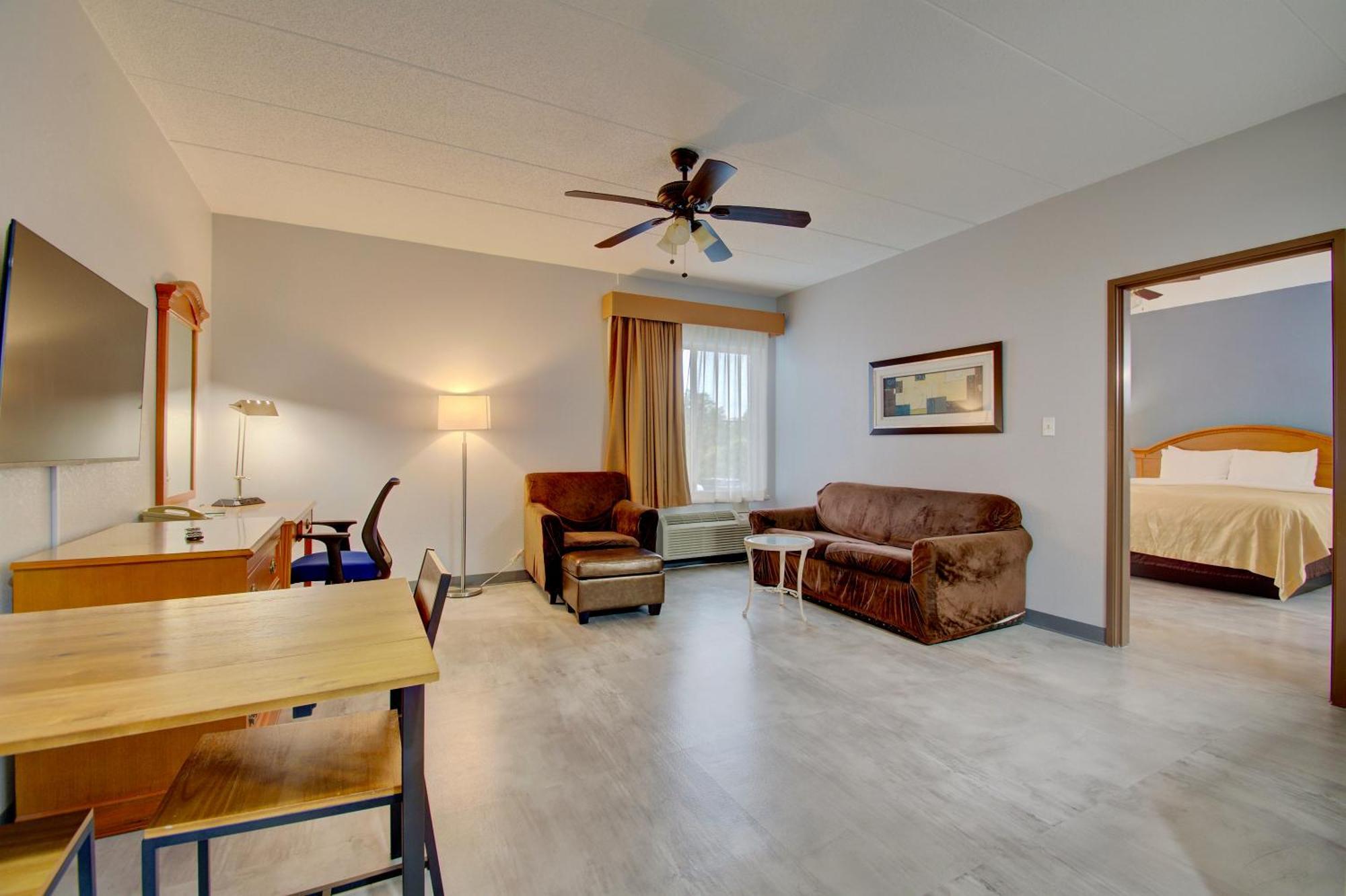 Quality Inn & Suites Cvg Airport Erlanger Buitenkant foto