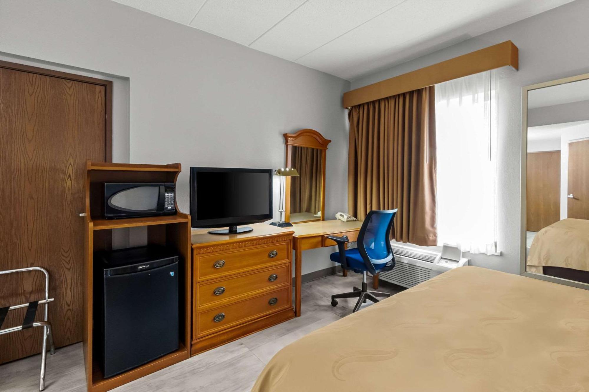 Quality Inn & Suites Cvg Airport Erlanger Buitenkant foto