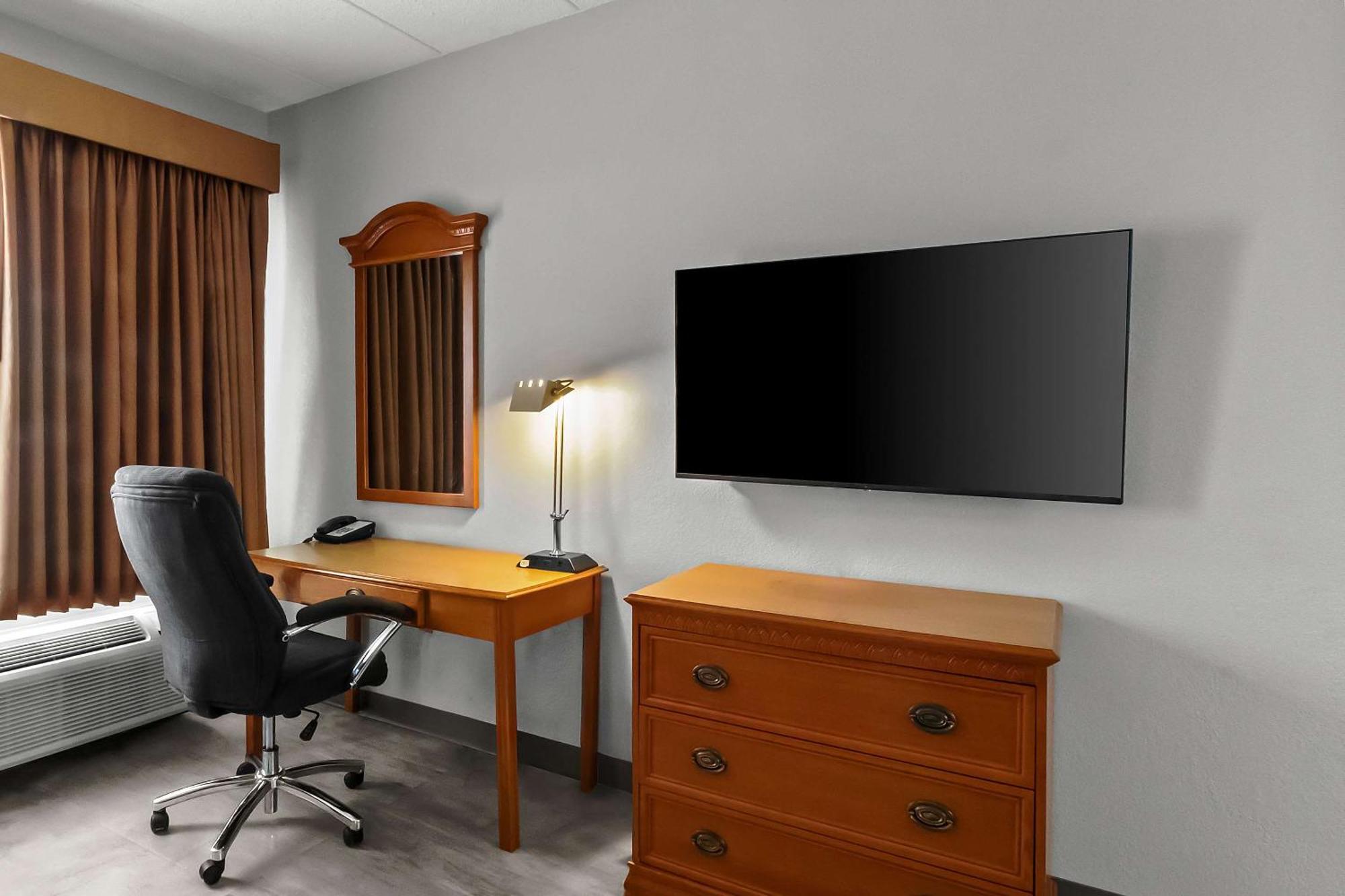 Quality Inn & Suites Cvg Airport Erlanger Buitenkant foto