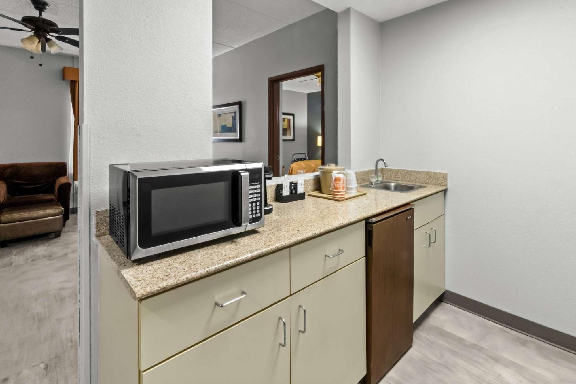 Quality Inn & Suites Cvg Airport Erlanger Buitenkant foto